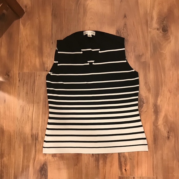 Casual Corner Tops - Casual corner top price not negotiable